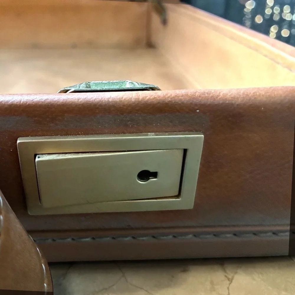 Vintage Hartmann Belting Leather‎ Attache Briefcase Tan USA 18x13x5